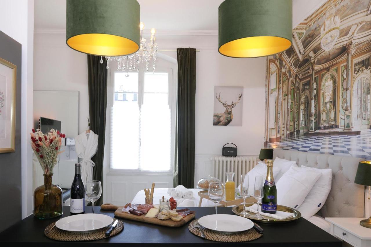 La Marquise - Cosy Flat - Jacuzzi - Senlis