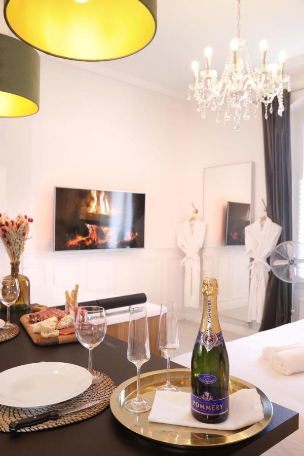 La Marquise - Cosy Flat - Jacuzzi - Senlis Apartment Senlis (Oise)