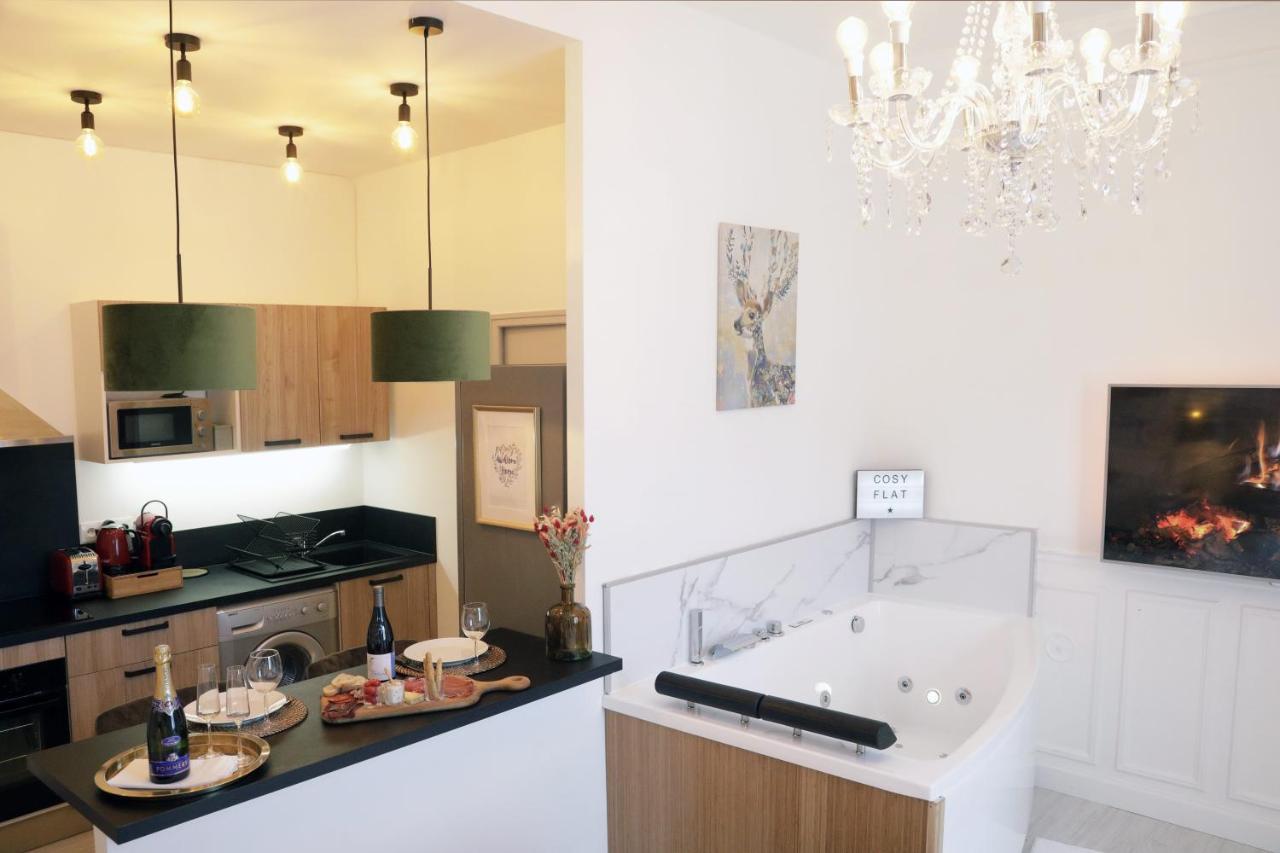 Apartment La Marquise - Cosy Flat - Jacuzzi - Senlis *